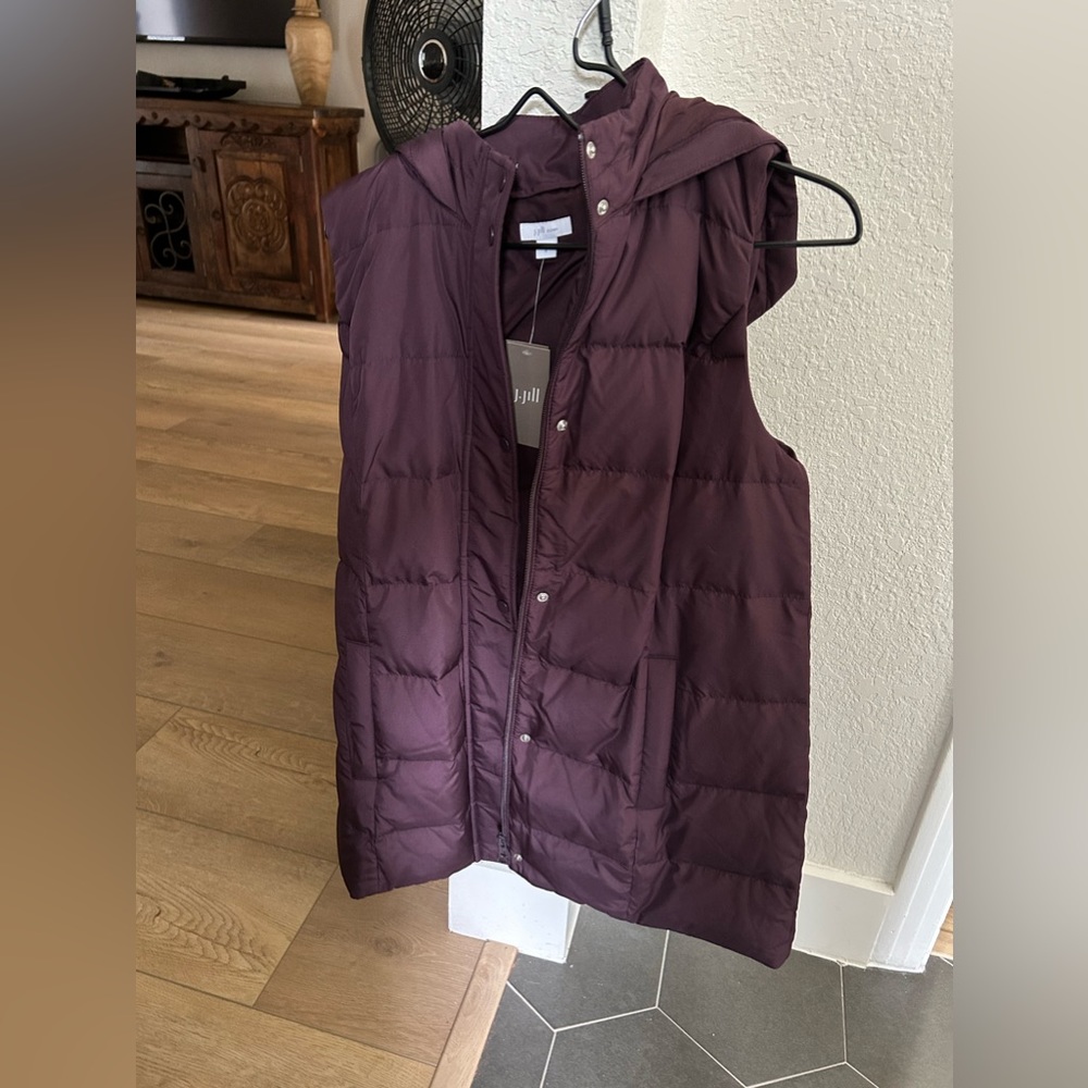 Never worn. New with tags. J Jill vest. Purple size medium.